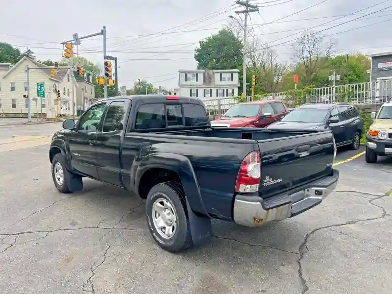 5TEUX4EN5AZ744011 2010 TOYOTA TACOMA-1
