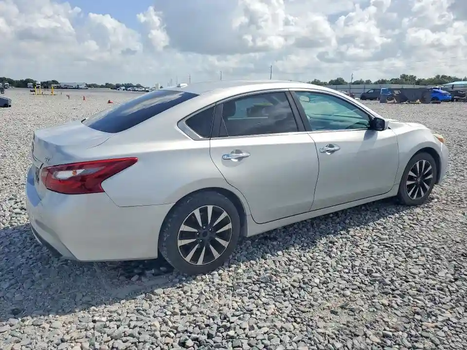 1N4AL3AP0JC120623 2018 NISSAN ALTIMA-2