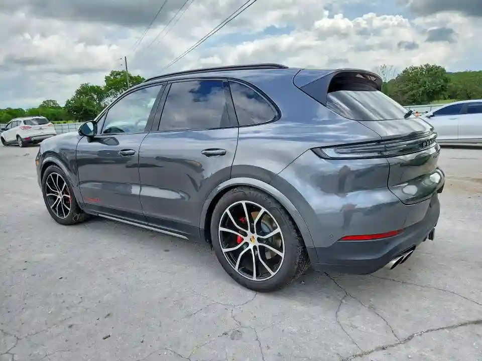 WP1AL2AY4RDA34927 2024 PORSCHE CAYENNE-1