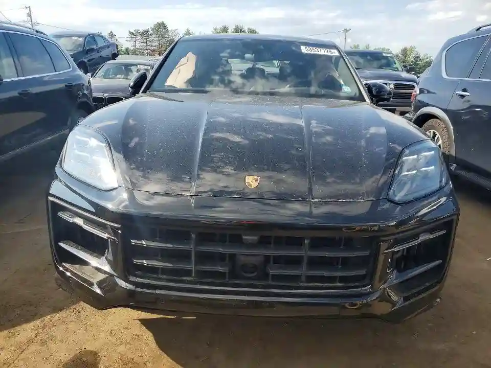 WP1BG2AY4SDA43240 2025 PORSCHE CAYENNE-4