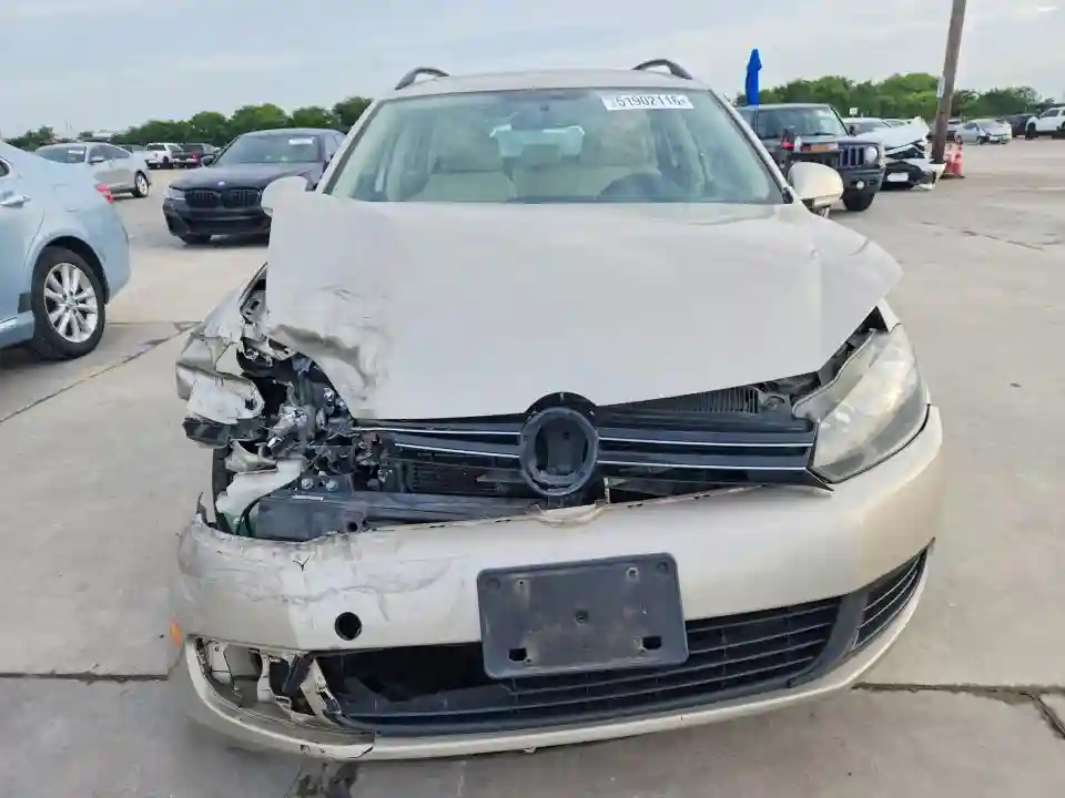 3VWPL7AJ5DM630909 2013 VOLKSWAGEN JETTA-4