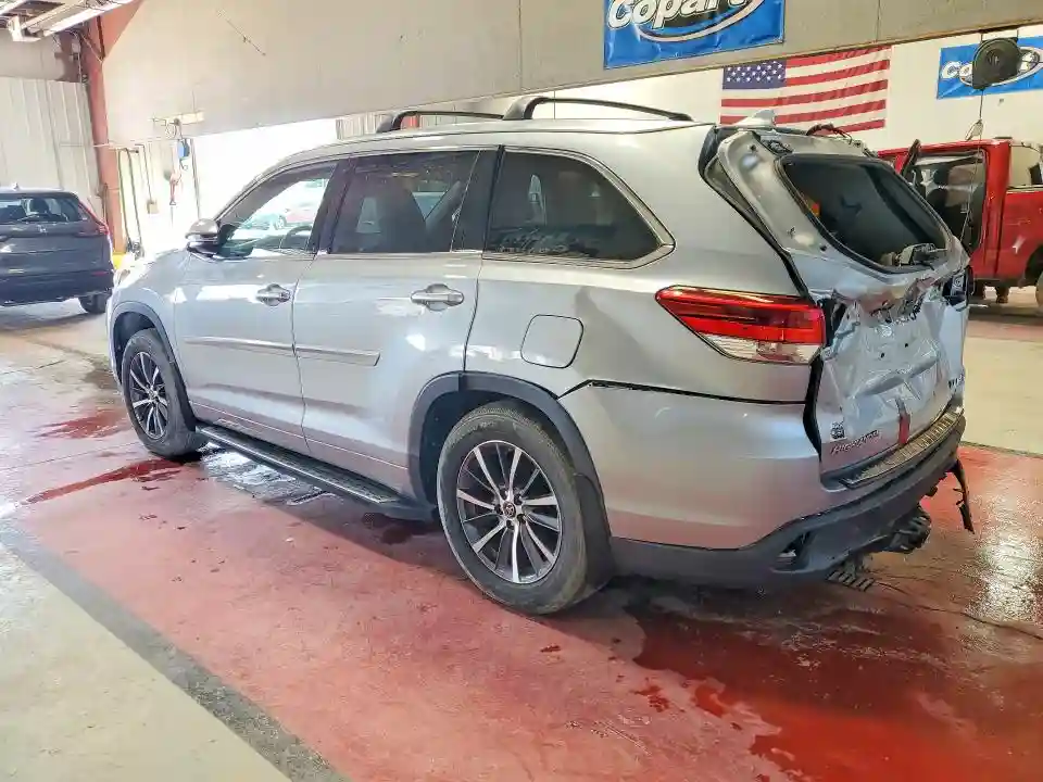 5TDJZRFH4JS530840 2018 TOYOTA HIGHLANDER-1