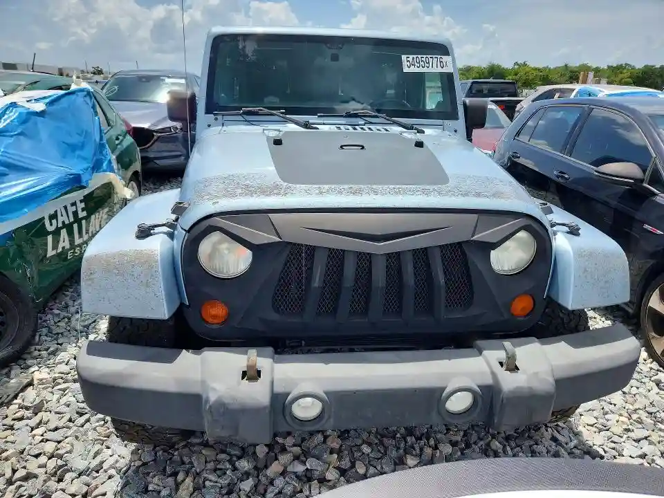 1C4BJWEG3CL165204 2012 JEEP WRANGLER-4