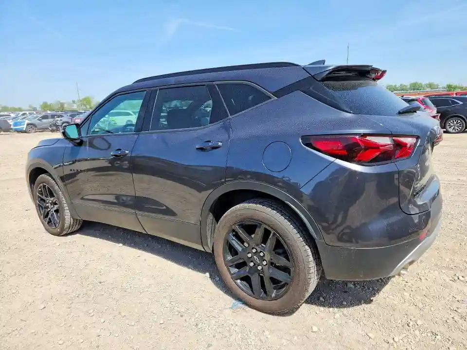3GNKBHR44NS123170 2022 CHEVROLET BLAZER-1