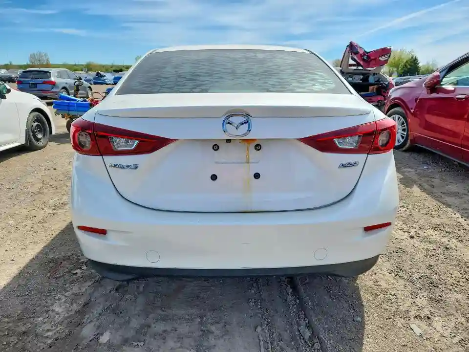 3MZBM1V79EM105307 2014 MAZDA 3-5