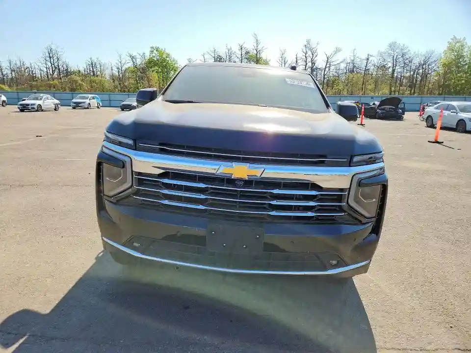 1GNS6CKD0TR106612 2026 CHEVROLET SUBURBAN-4