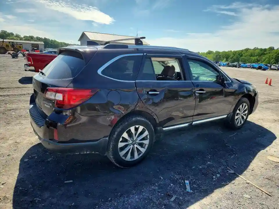 4S4BSATC8H3266659 2017 SUBARU OUTBACK-2