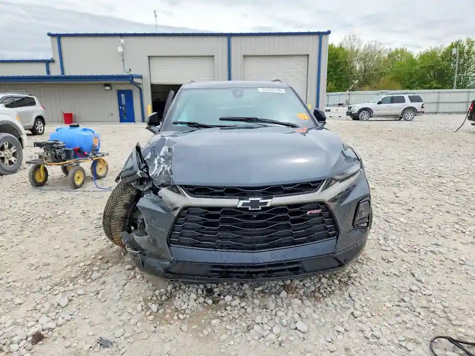 3GNKBJRS1KS576809 2019 CHEVROLET BLAZER-4