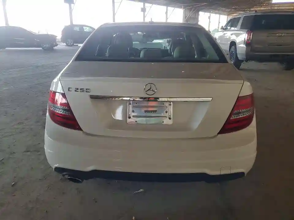 WDDGF4HB5DR271380 2013 MERCEDES-BENZ C-CLASS-5