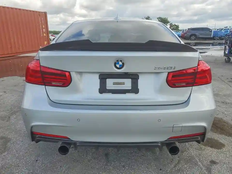 WBA8B3G52HNU35372 2017 BMW 3 SERIES-5