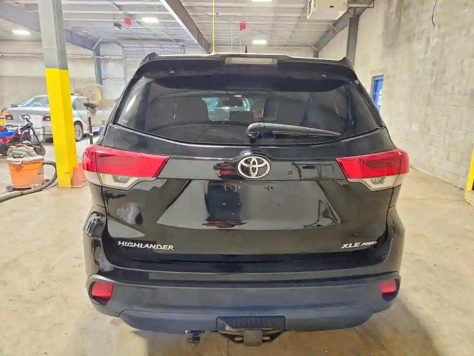 5TDJZRFH0HS389212 2017 TOYOTA HIGHLANDER-5