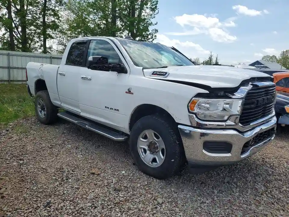 3C6UR5DL5KG632037 2019 RAM 2500-3