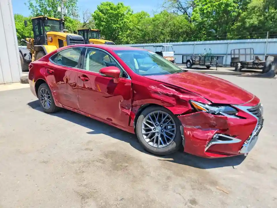 58ABK1GG0JU094231 2018 LEXUS ES-3