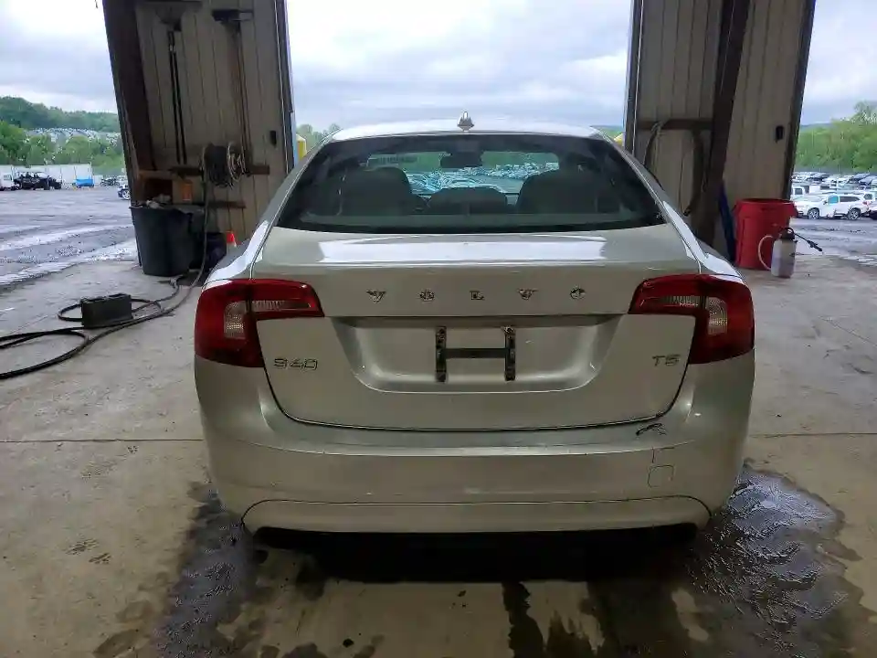 YV1612FS2E2298195 2014 VOLVO S60-5