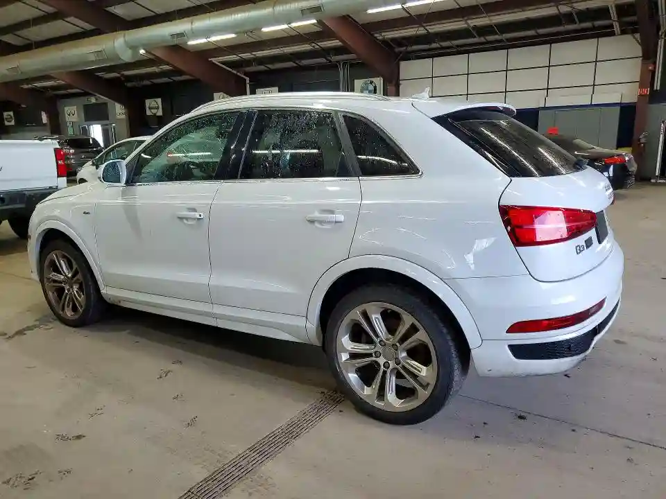 WA1GFCFS7GR022276 2016 AUDI Q3-1