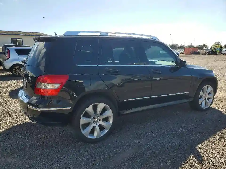 WDCGG5GB8BF553942 2011 MERCEDES-BENZ GLK-CLASS-2