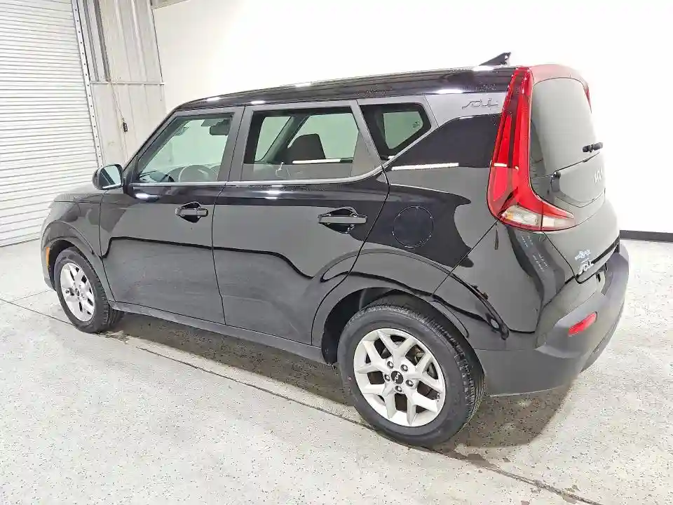 KNDJ23AU2N7815851 2022 KIA SOUL-1