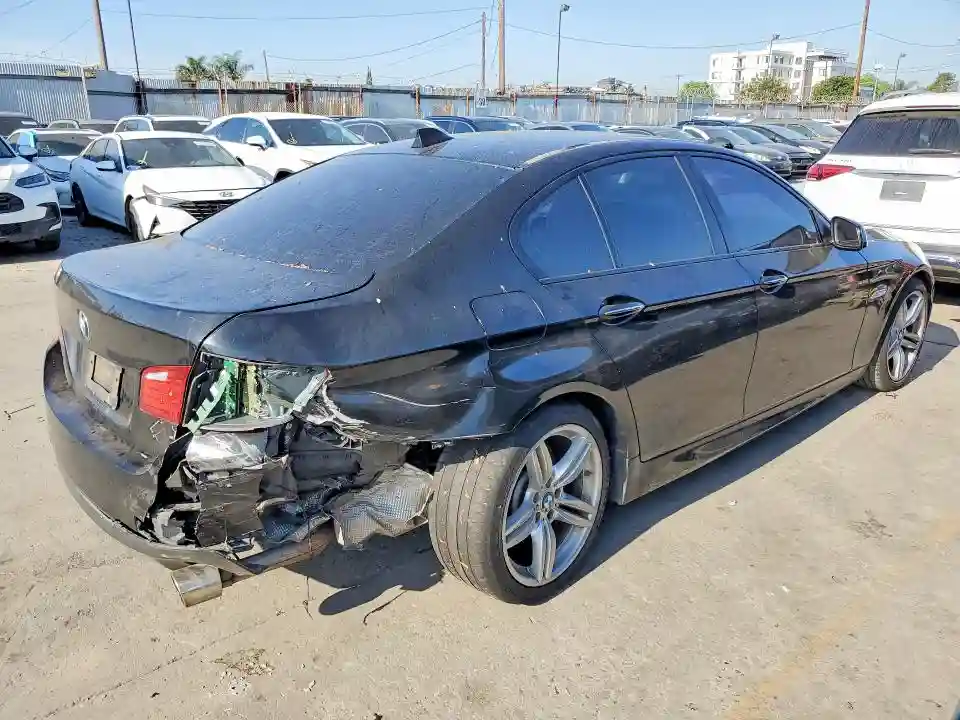 WBAFR7C50DC818541 2013 BMW 5 SERIES-2