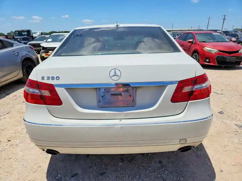 WDDHF5GB6AA221027 2010 MERCEDES-BENZ E-CLASS-5