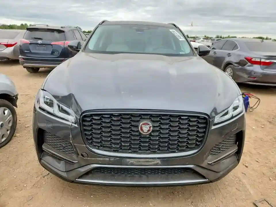 SADCJ2EX8NA692929 2022 JAGUAR F-PACE-4