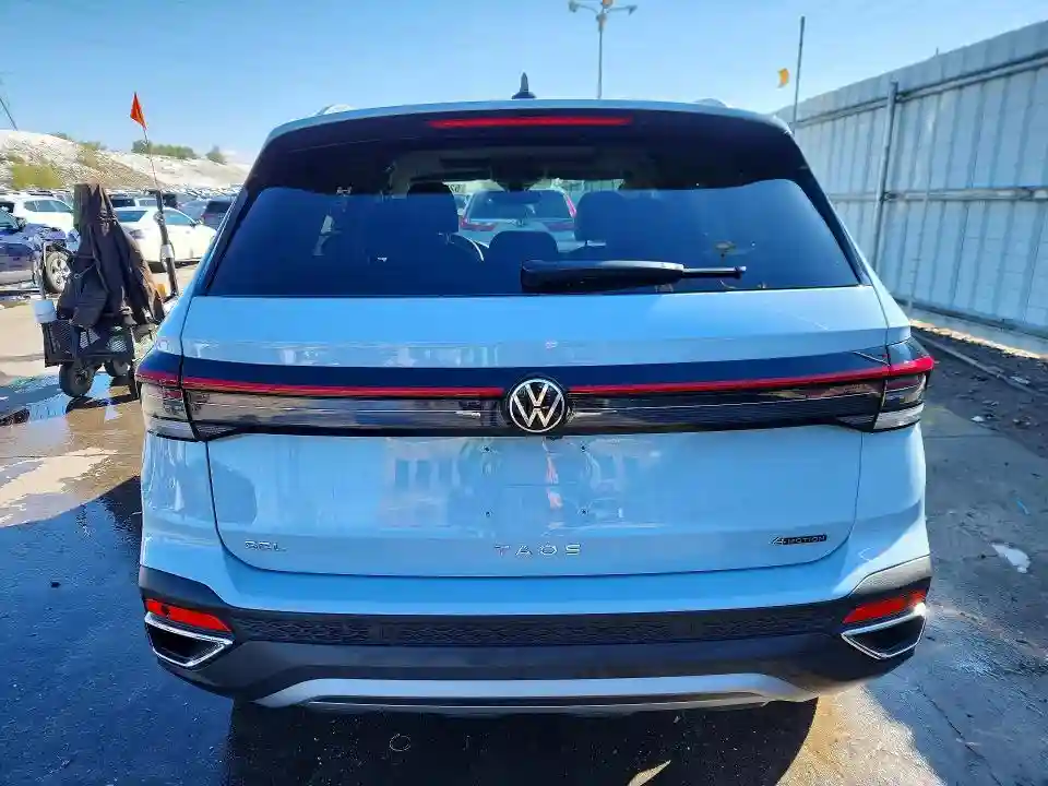 3VV4C7B20SM083074 2025 VOLKSWAGEN ALL OTHER-5