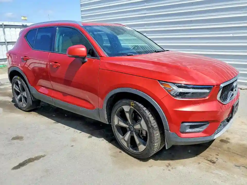 YV4AC2HKXL2233970 2020 VOLVO XC40-3