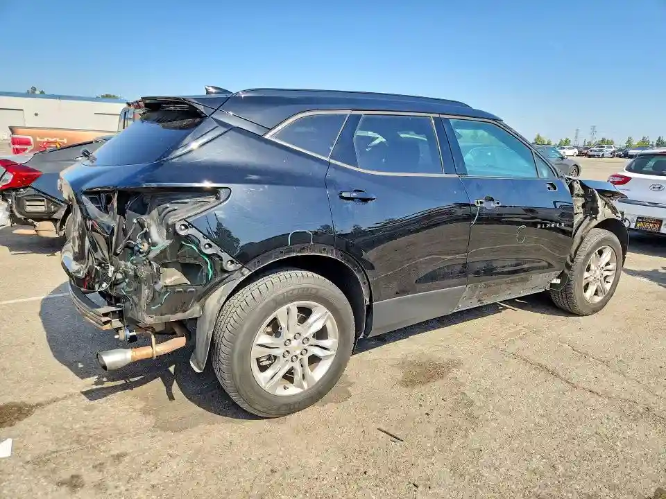 3GNKBBRA9KS586257 2019 CHEVROLET BLAZER-2