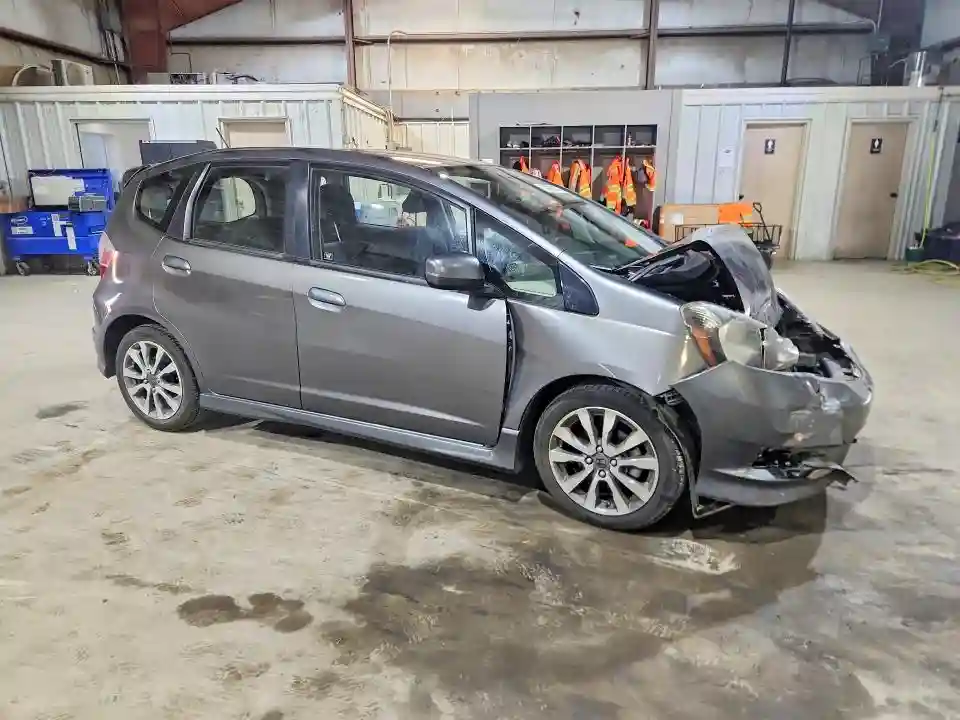 JHMGE8H54DC066388 2013 HONDA FIT-3