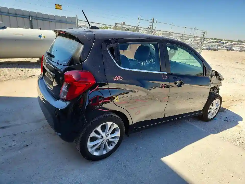 KL8CF6SA5NC035135 2022 CHEVROLET SPARK-2