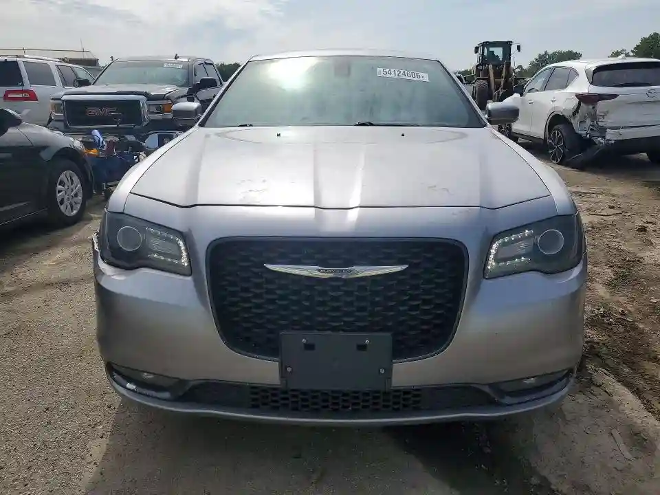 2C3CCAGG8GH144984 2016 CHRYSLER 300-4