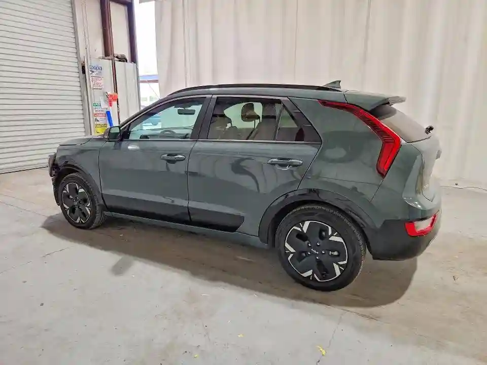 KNDCR3L18R5087655 2024 KIA NIRO-1