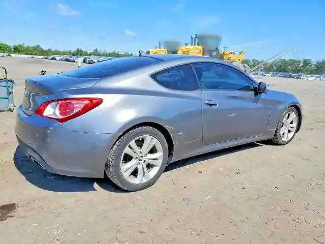 KMHHU6KH4AU020402 2010 HYUNDAI GENESIS-2