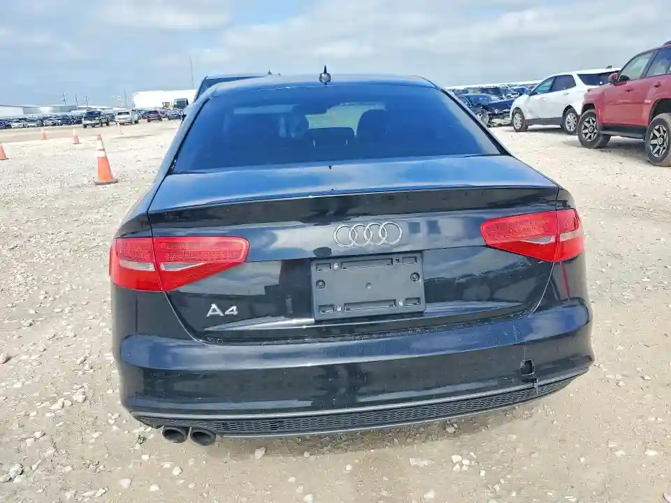 WAUAFAFL4FN010601 2015 AUDI A4-5