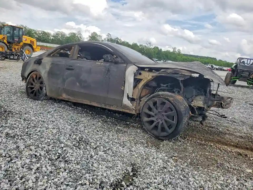 WAULFAFR9DA077518 2013 AUDI A5-3