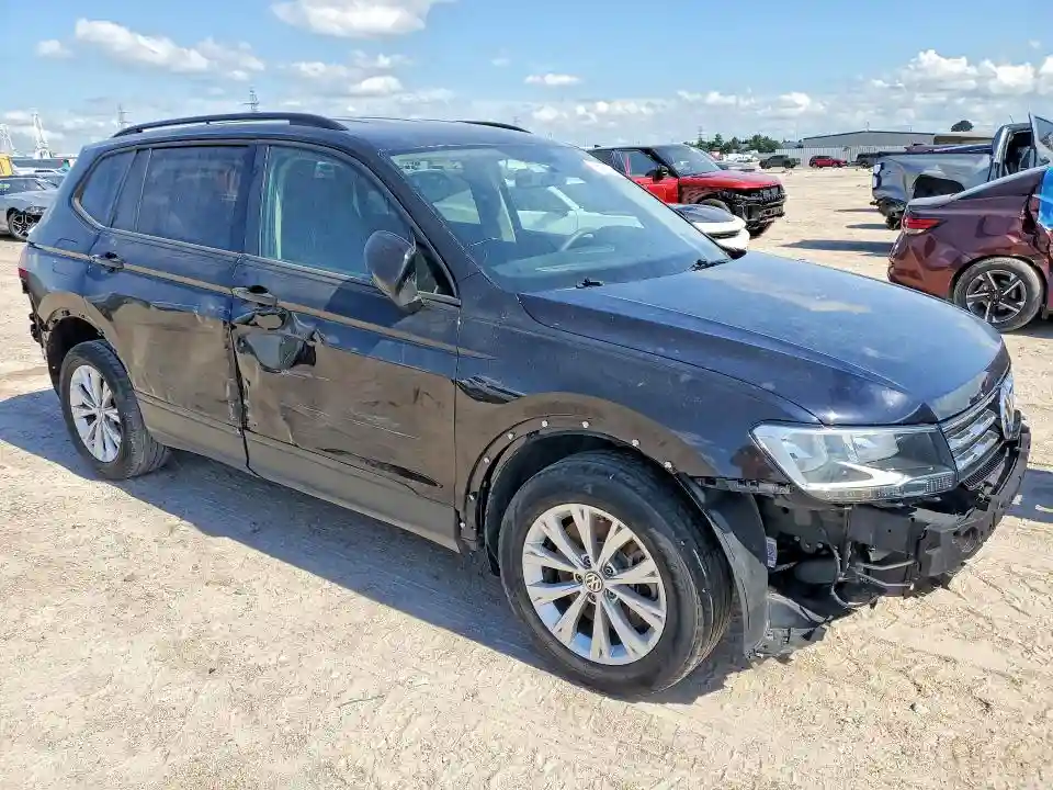 3VV1B7AX1LM013636 2020 VOLKSWAGEN TIGUAN-3
