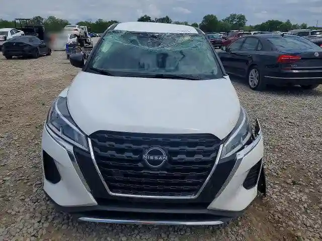 3N1CP5BV4PL517977 2023 NISSAN KICKS-4