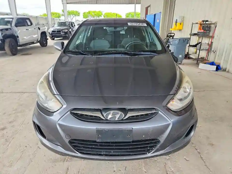 KMHCT5AE5DU084497 2013 HYUNDAI ACCENT-4
