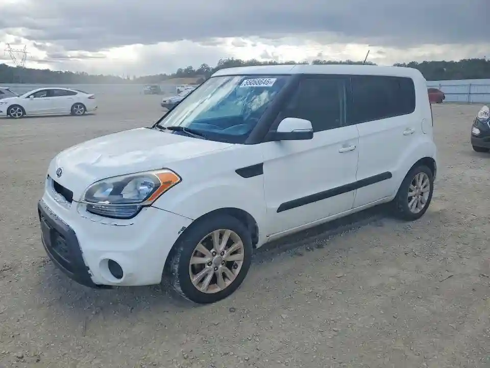 KNDJT2A6XC7466573 2012 KIA SOUL-0
