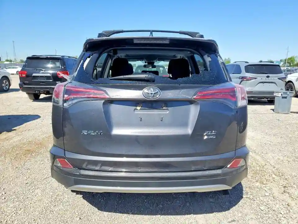 JTMRFREV2HJ164841 2017 TOYOTA RAV4-5