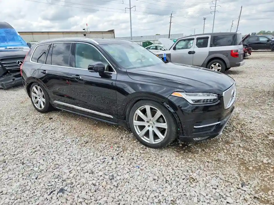 YV4A22PL2G1001288 2016 VOLVO XC90-3