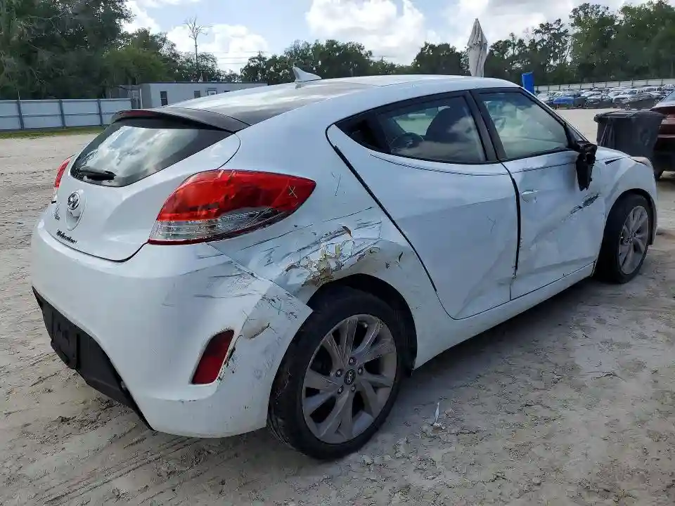 KMHTC6AD0HU308522 2017 HYUNDAI VELOSTER-2