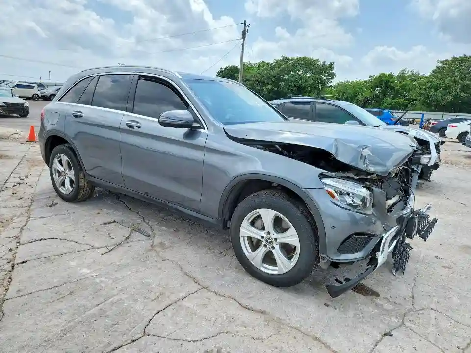 WDC0G4KBXJV054776 2018 MERCEDES-BENZ GLC-CLASS-3