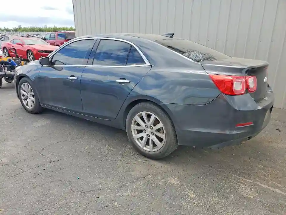 1G11E5SA3GU121982 2016 CHEVROLET MALIBU-1