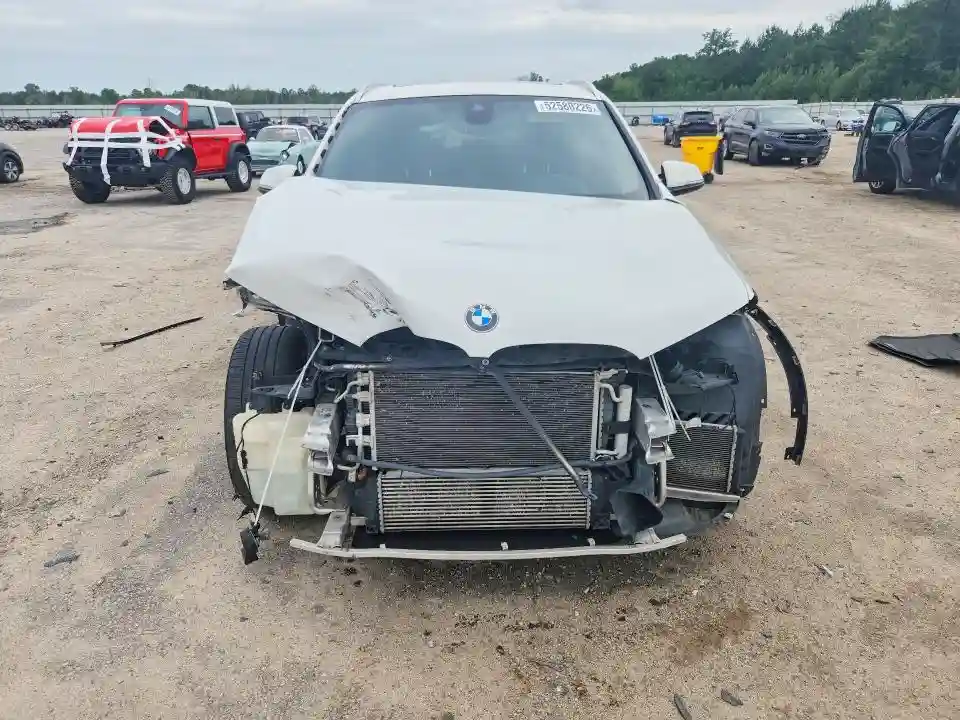 WBXJG9C08L5P75401 2020 BMW X1-4