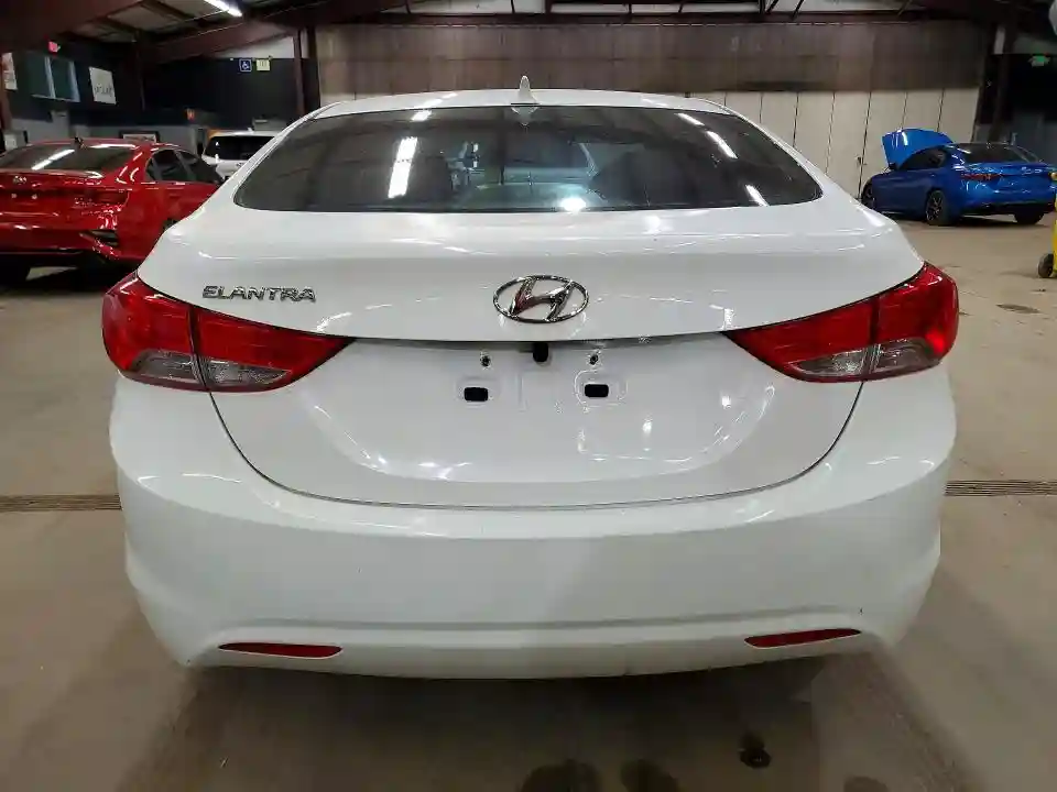 5NPDH4AE6DH363133 2013 HYUNDAI ELANTRA-5