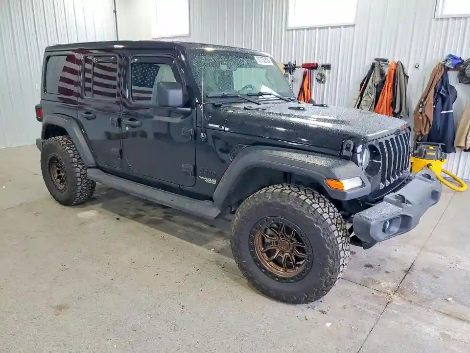 1C4HJXDN5MW770437 2021 JEEP WRANGLER-3