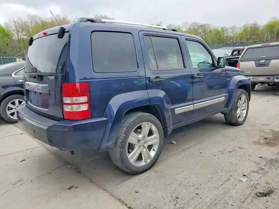 1C4PJMFKXCW131563 2012 JEEP LIBERTY-2