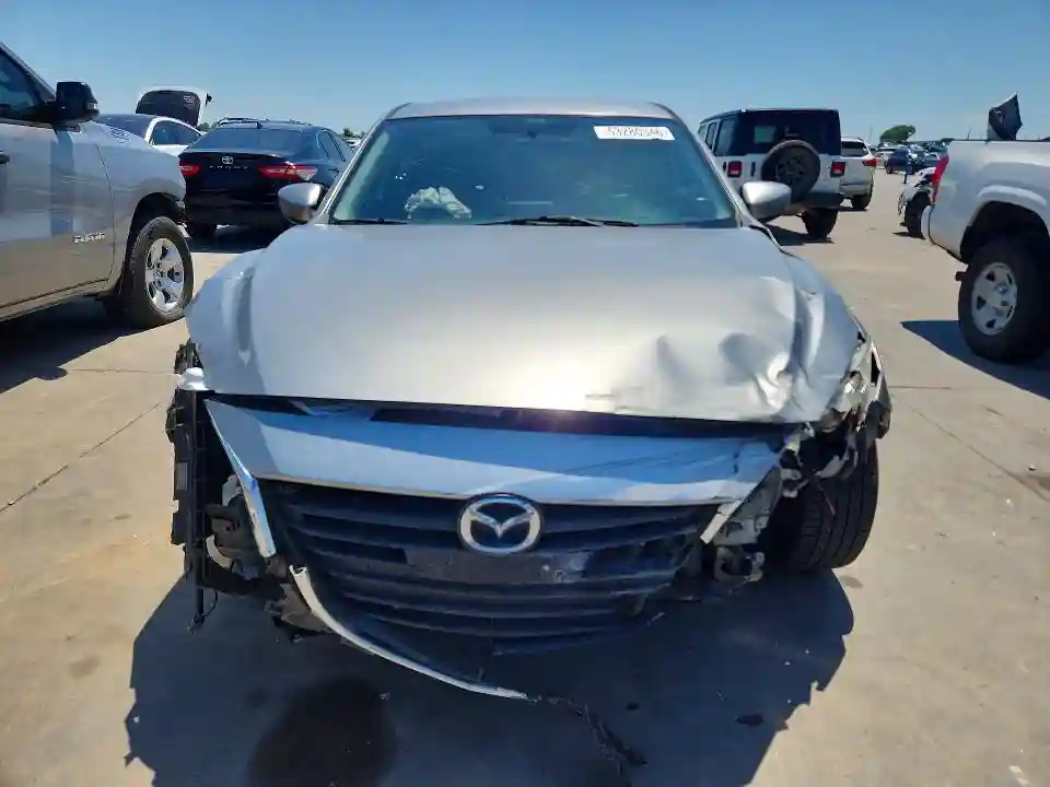 3MZBM1V70FM193150 2015 MAZDA 3-4