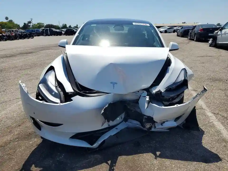 5YJ3E1EA7PF459334 2023 TESLA MODEL 3-4