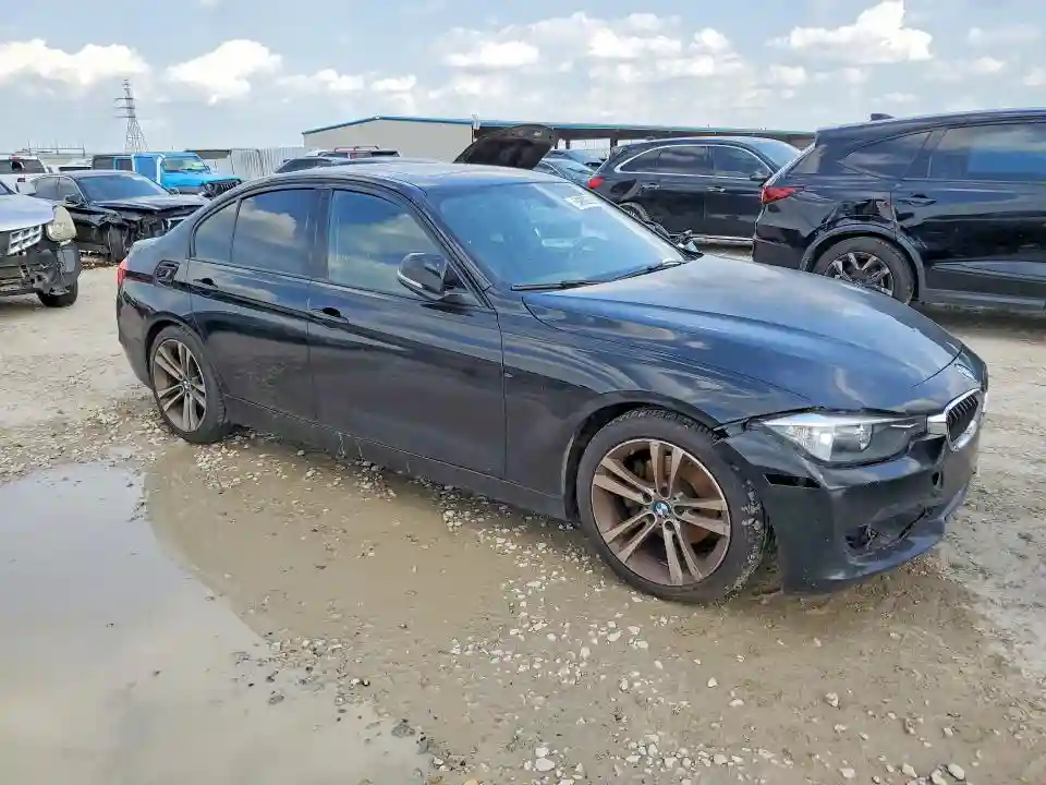 WBA3A5C59CF343175 2012 BMW 3 SERIES-3